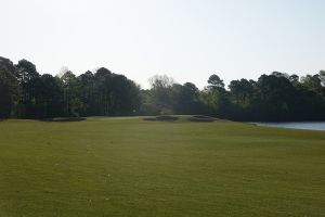 Barefoot (Fazio) 10th Approach